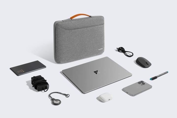 Actual product image tomtoc Versatile A22 (15", Apple, Universal)