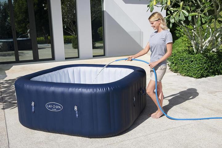 Actual product image Bestway LAY-Z-SPA Hawaii AirJet Whirlpool (6 pers.)
