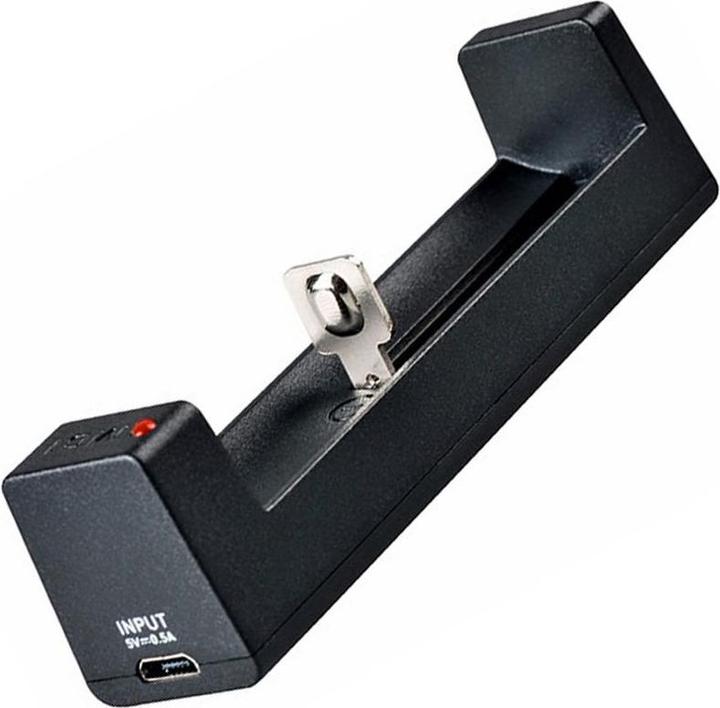 Immagine prodotto AccuCell Batteria 18650 agli ioni di litio e caricatore veloce 1-bay USB con corrente di carica fino a 1Ah (1 pz., 18650, 1000 mAh, Batteria + Caricabatterie)