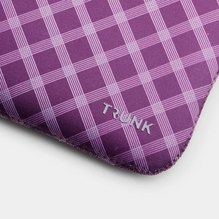 Image du produit Trunk Housse pour MacBook Pro & Air 13", tartan moyen pourpre (13", Apple)