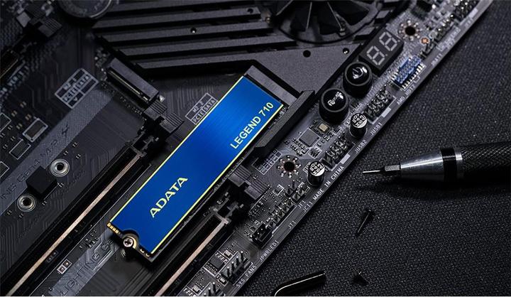 Image du produit Adata Legend 710 (1000 Go, M.2 2280)