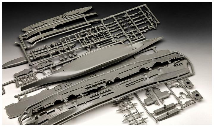 Immagine prodotto Revell H.M.S. Ark Royal & Tribal Class Destroyer
