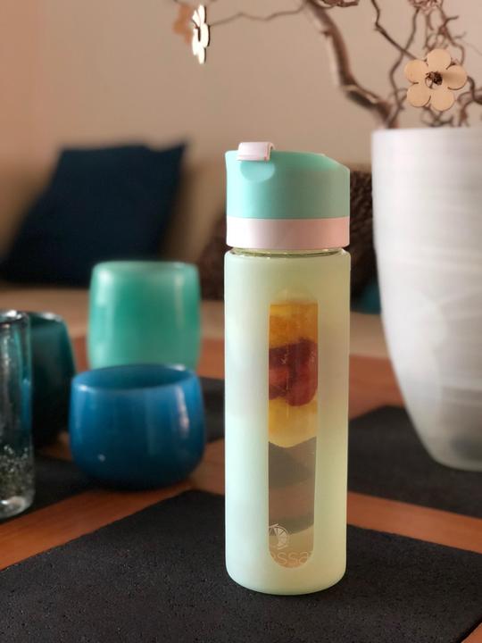 Actual product image Pressa Bottle Glass silicone case (0.71 l)