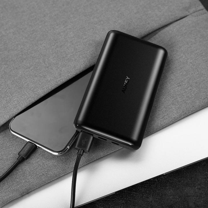 Produktbild Aukey PB-XN10 (10000 mAh, 15 W, 37 Wh)