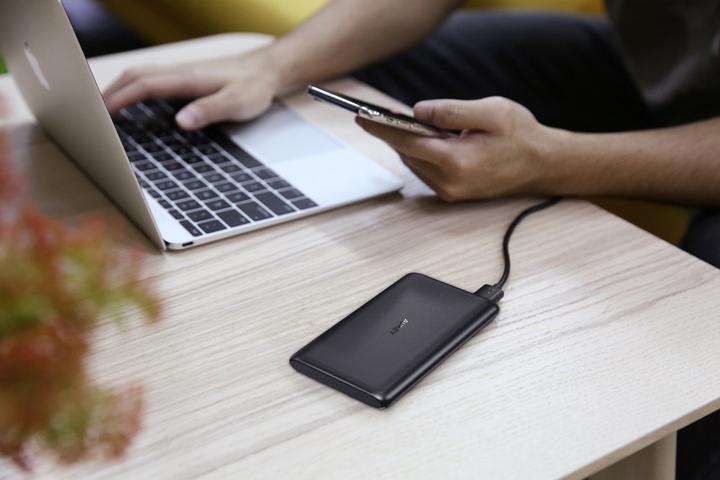 Actual product image Aukey PB-XN5 (5000 mAh, 18 W, 18.50 Wh)