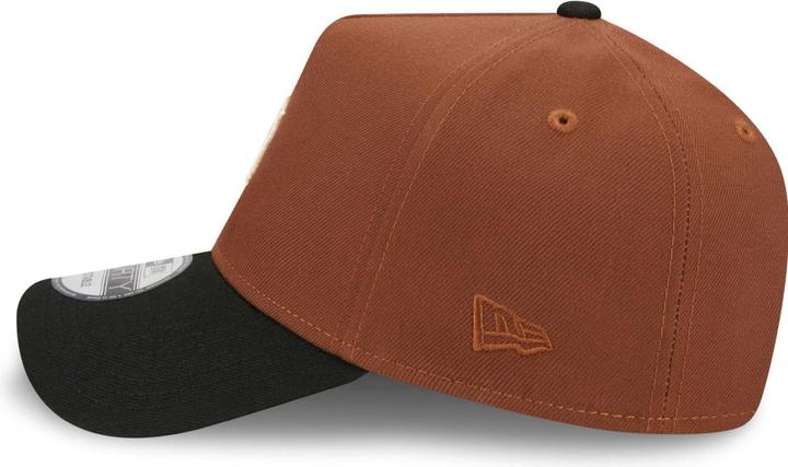 Actual product image New Era 9Forty Trucker Sidepatch Detroit Tigers