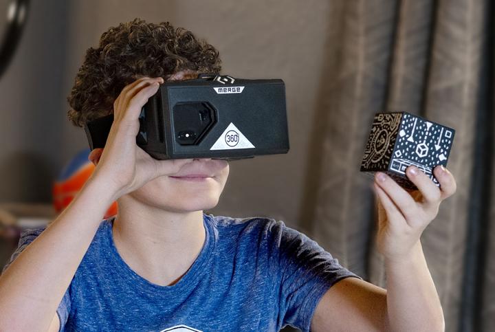 Produktbild Merge VR headset