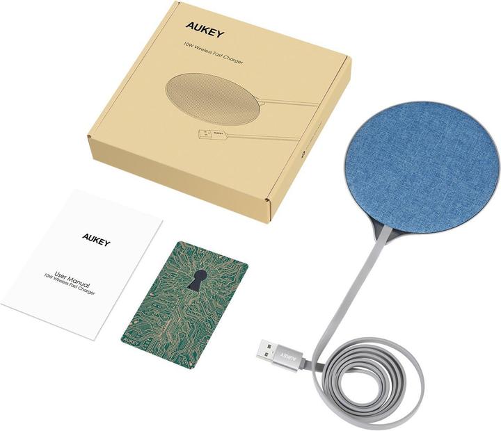 Actual product image Aukey LC-Q4 Wireless Charger (10 W)