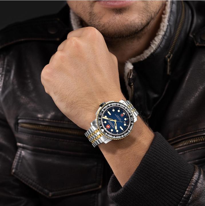 Actual product image Swiss Military Hanowa Herrenuhr (Diving watch, 44 mm)