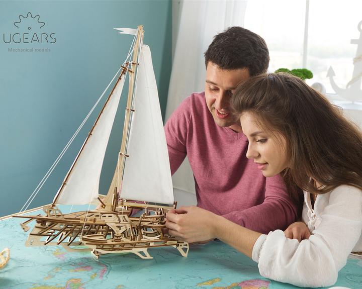 Produktbild Ugears Trimaran Merihobus