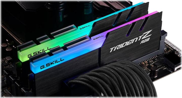 Actual product image G.Skill Trident Z RGB (2 x 16GB, 4266 MHz, DDR4-RAM, DIMM)