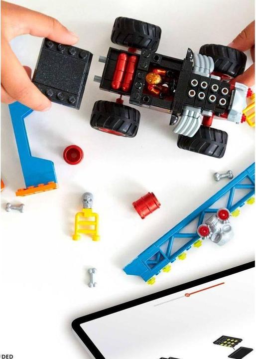 Actual product image Hot Wheels MEGA HW MT Bone Shaker Crash Set