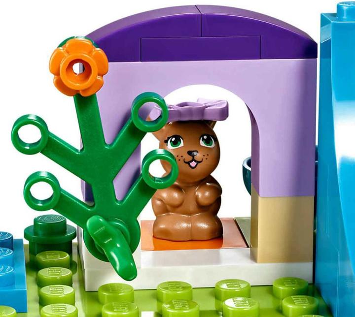 Actual product image LEGO Mia's room (41327, LEGO Friends)