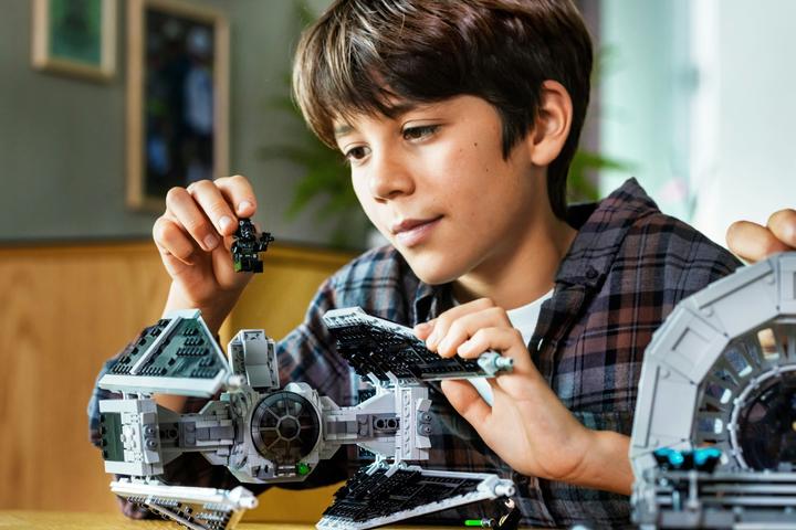 Produktbild LEGO Mandalorian Fang Fighter vs. Tie Interceptor (75348, LEGO Star Wars)