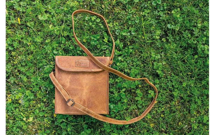 Actual product image Dörr Binocular quiver Cape Town L cognac (Camera case)