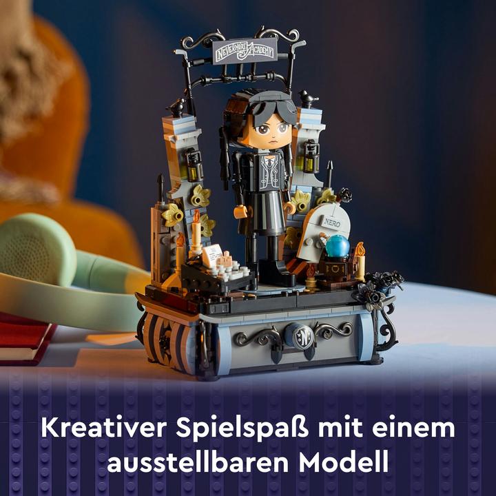 Actual product image LEGO Wednesday Addams construction figure (76780, LEGO Wednesday)