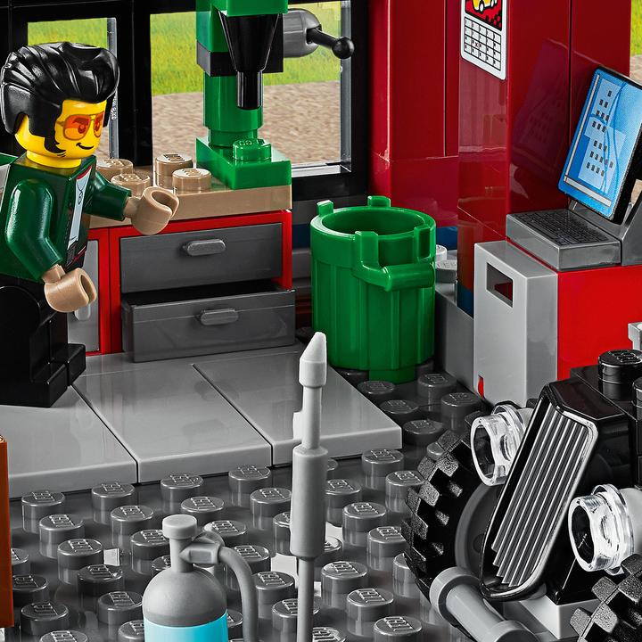 Image du produit LEGO Atelier Tuning (60258, LEGO City)