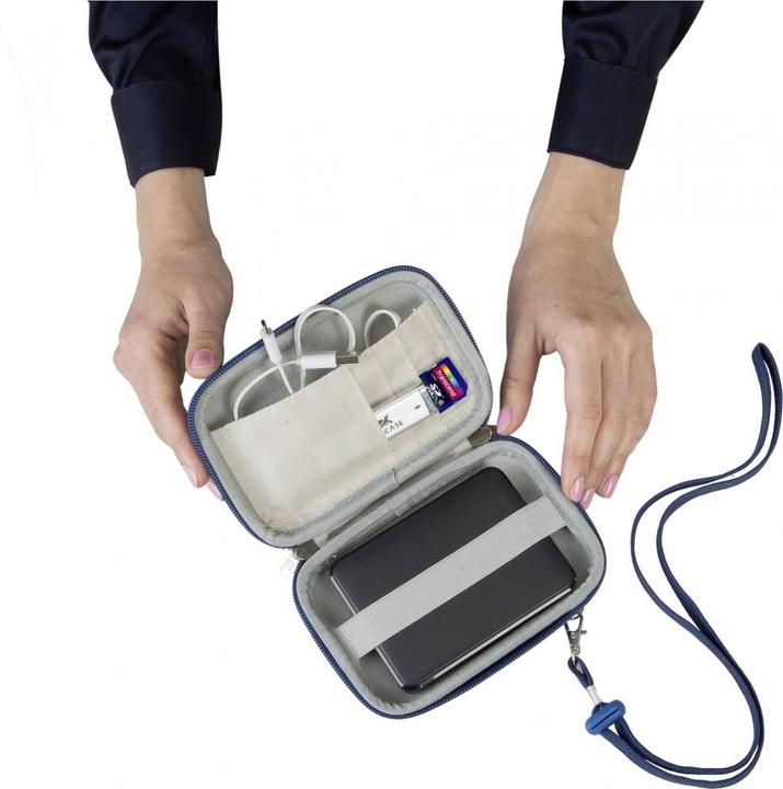 Actual product image Rivacase Riva Case Davos 9101