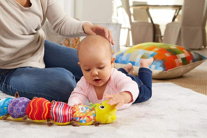 Produktbild Tomy Lamaze Musical Caterpillar