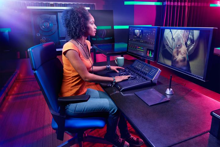 Immagine prodotto Blackmagic Pannello DaVinci Resolve Mini (Ritocco)