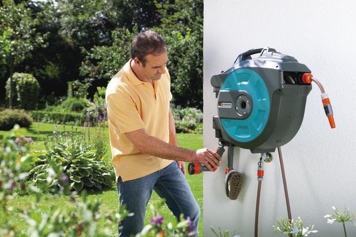 Actual product image Gardena Wall-mounted hose box 35 roll-up automatic Li (35 m)