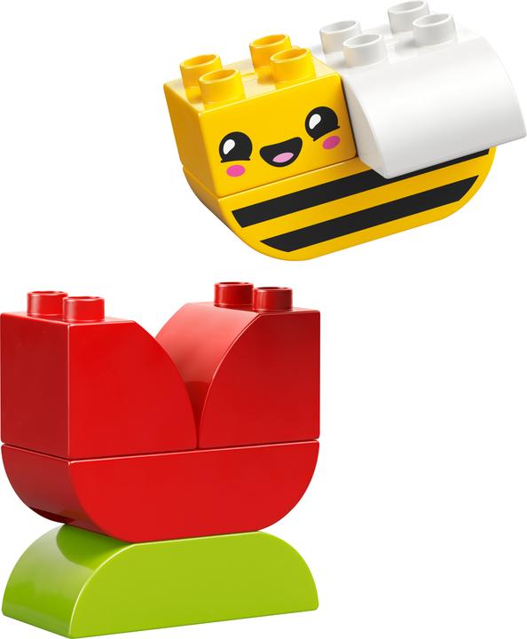 Actual product image LEGO My first flower with a bee (30686)