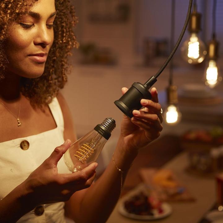 Image du produit Philips Hue White BT (E27, 7 W, 550 lm, 1 x, G)