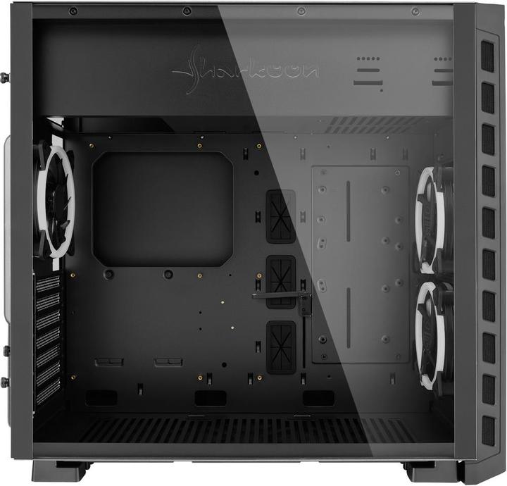 Actual product image Sharkoon Night Shark RGB (ATX, E-ATX)