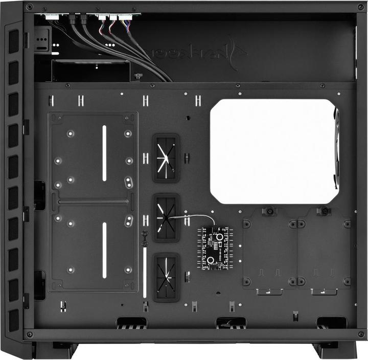 Actual product image Sharkoon Night Shark RGB (ATX, E-ATX)