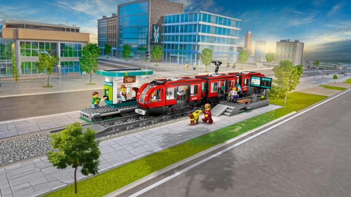 Produktbild LEGO Strassenbahn mit Haltestelle (60423, LEGO City)
