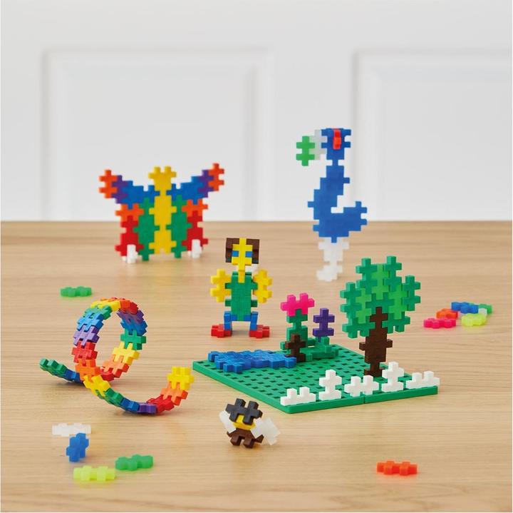 Actual product image Plus-Plus box metal