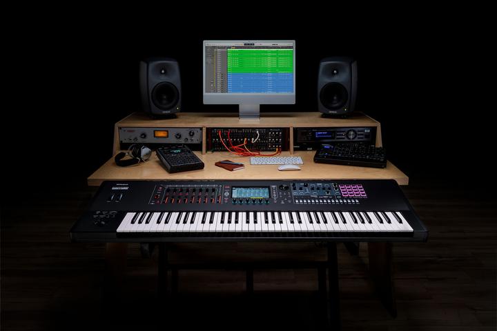 Produktbild Roland Fantom-7 EX