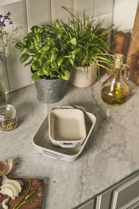 Actual product image Staub 2-piece ceramic oven mould set