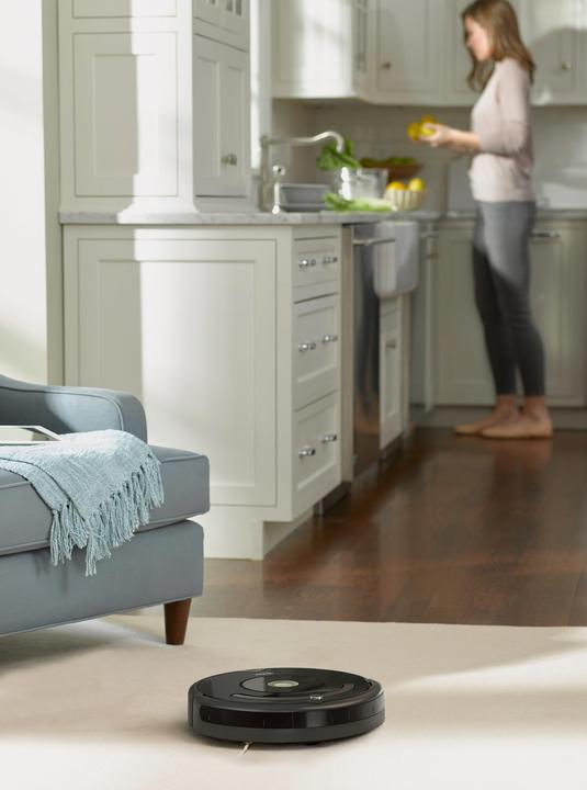 Actual product image iRobot Roomba 696 (Robot vacuum)
