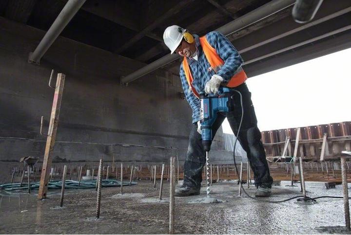 Actual product image Bosch Professional Rotary hammer with SDS max GBH 8-45 DV (Electrical connection)