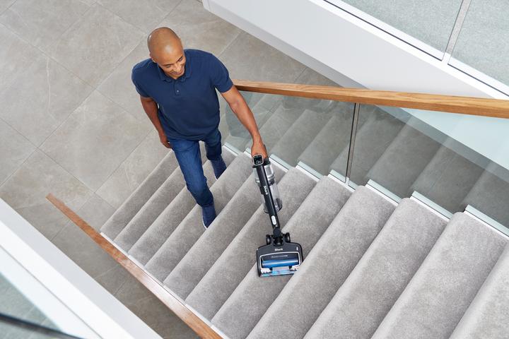Produktbild Shark IZ320EU Akku-Staubsauger + PowerFins +Flexology Dop-Akku