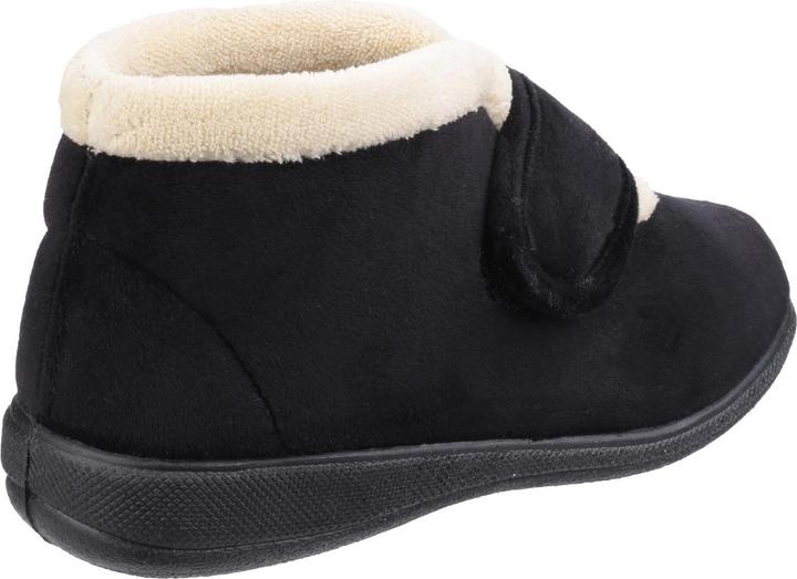 Actual product image Fleet & Foster Levitt slippers (39)