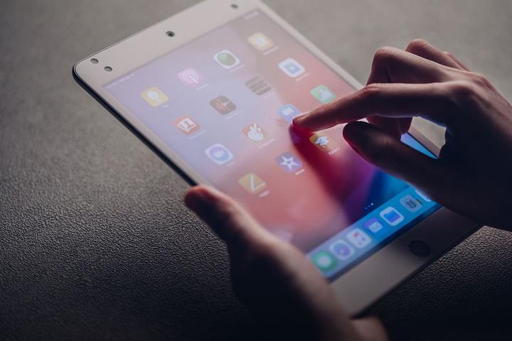 Actual product image Moshi iVisor (1 Piece, iPad mini 2019 (5. Gen))