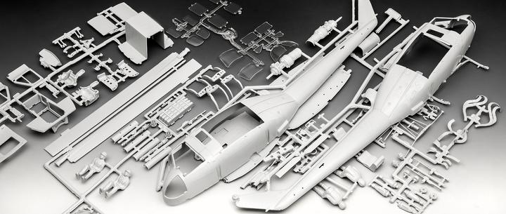 Produktbild Revell Bell UH-1D Goodbye Huey