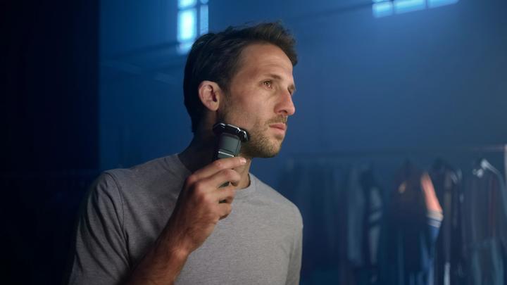 Actual product image Philips Shaver series 7000 S7887/55 Wet & Dry electric shaver