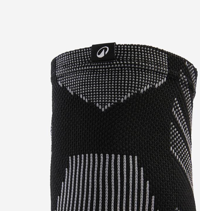 Image du produit Decathlon Coudière de maintien droit ou gauche sans couture (2)