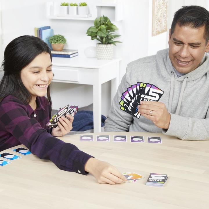Produktbild Hasbro Gaming Five Alive Kartenspiel (Deutsch)