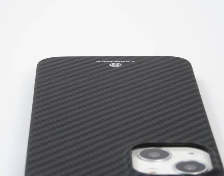 Produktbild Carbomile Hülle Schutzcase aus echtem Aramid Carbonfaser (Apple iPhone 15)