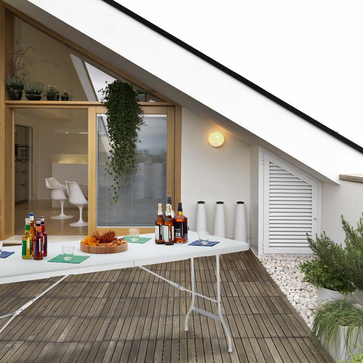 Actual product image Relaxdays garden table (178 cm)