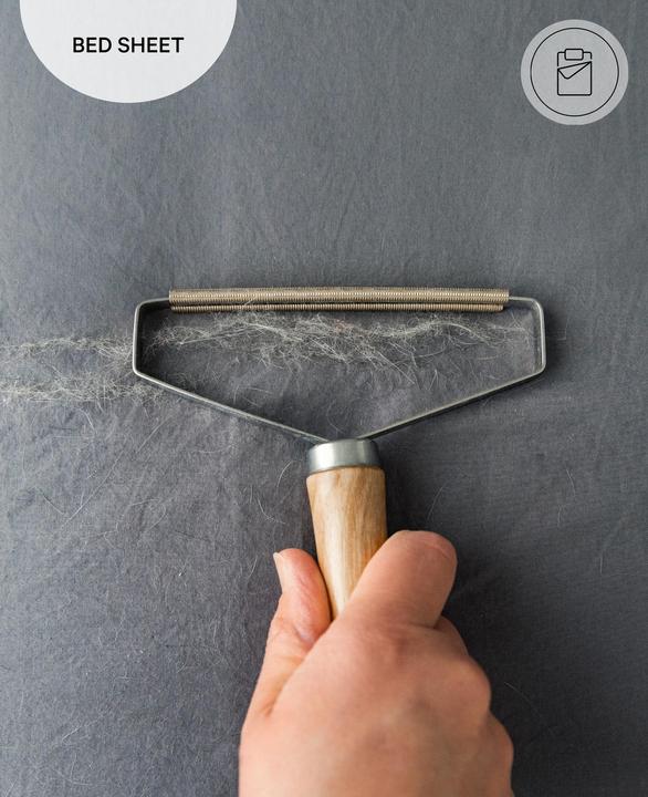 Actual product image Esmée Lint Remover / Pet Hair Remover