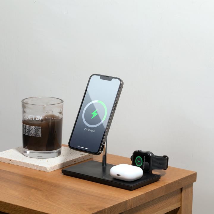 Produktbild Native Union Magsafe Wireless Charger schwarz (15 W)