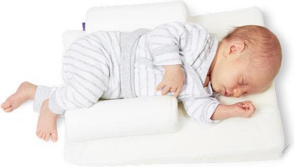 Actual product image Träumeland Wedge cushion Visco 0-8 months (41 x 32 cm)