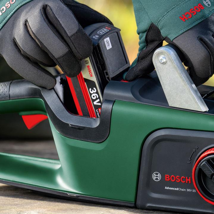 Actual product image Bosch Home & Garden AdvancedChain 36V-35-40 (Battery chain saw)