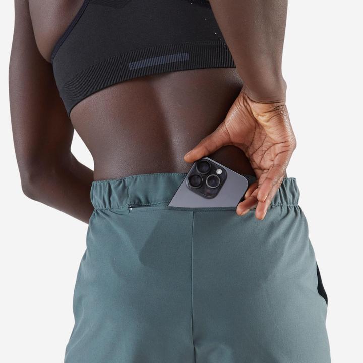 Immagine prodotto Kiprun Laufshorts Trailrunning Damen atmungsaktiv - Run 500 Dry dunkelgrün (M)