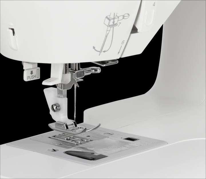 Actual product image Singer Fashion Mate 3342